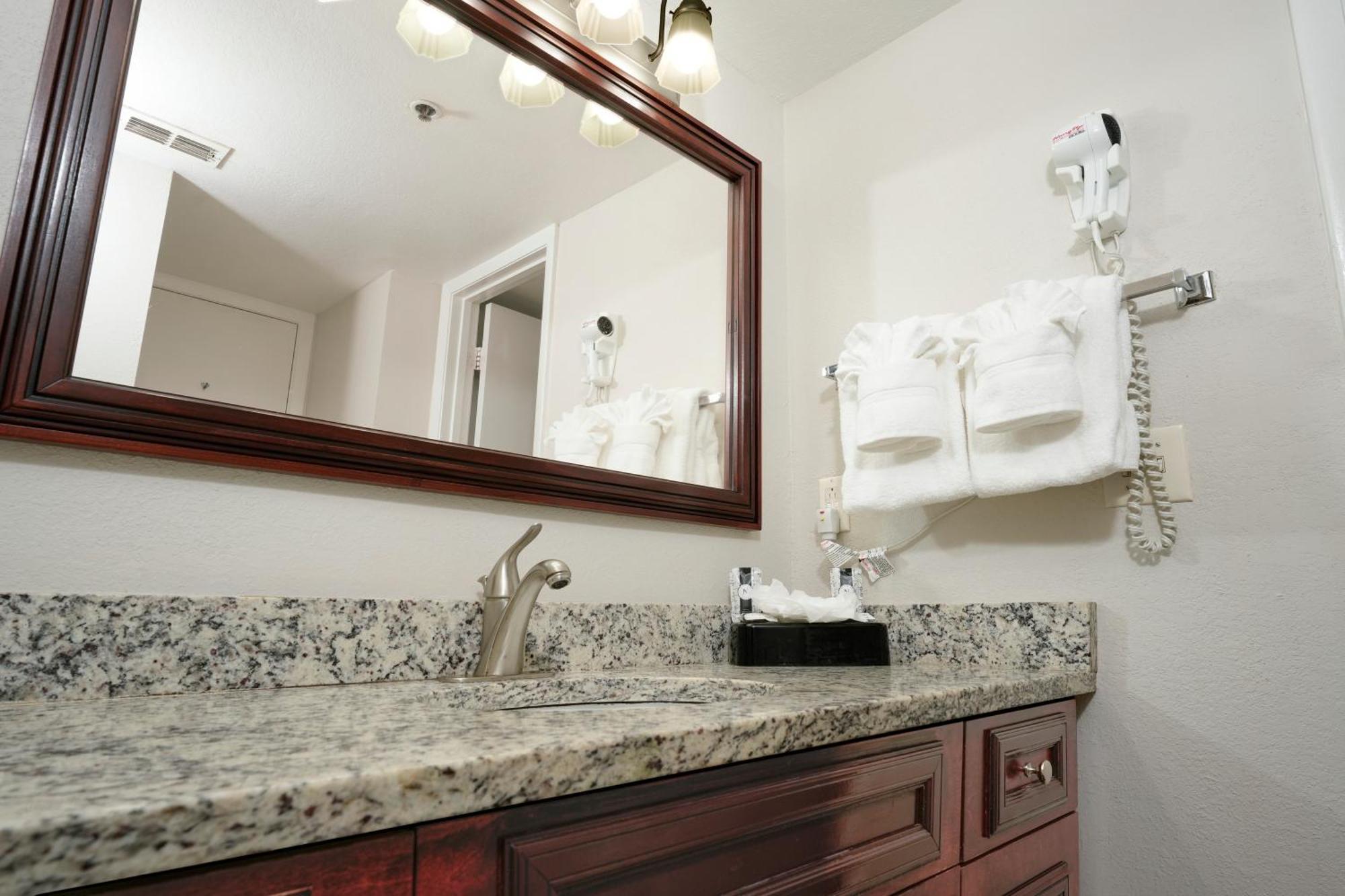 Parc Corniche Condominium Suites Williamsburg Εξωτερικό φωτογραφία
